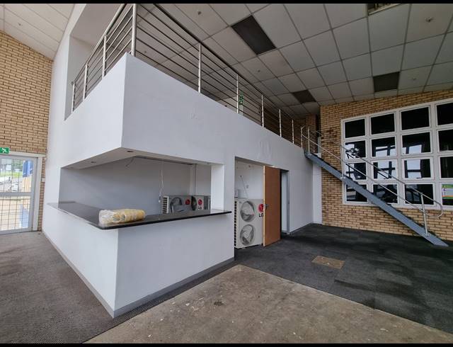 10,614M² WAREHOUSE TO LET IN MOBENI